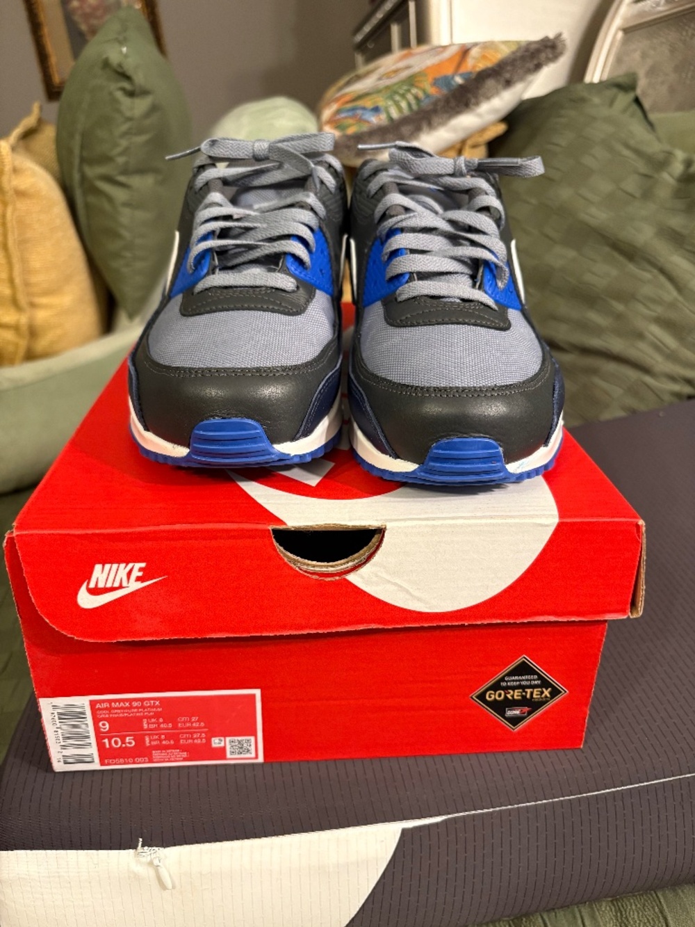 Nike Air Max 90GTX Sneakers